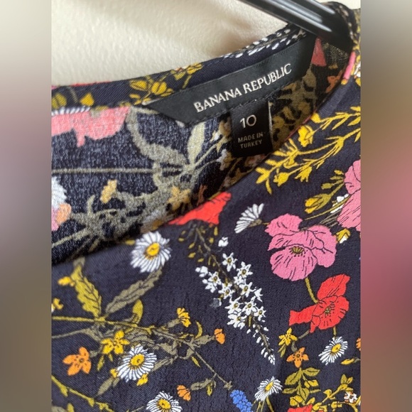 Banana Republic Floral Keyhole Mini Dress Size 10 Fit and Flare - Picture 5 of 7